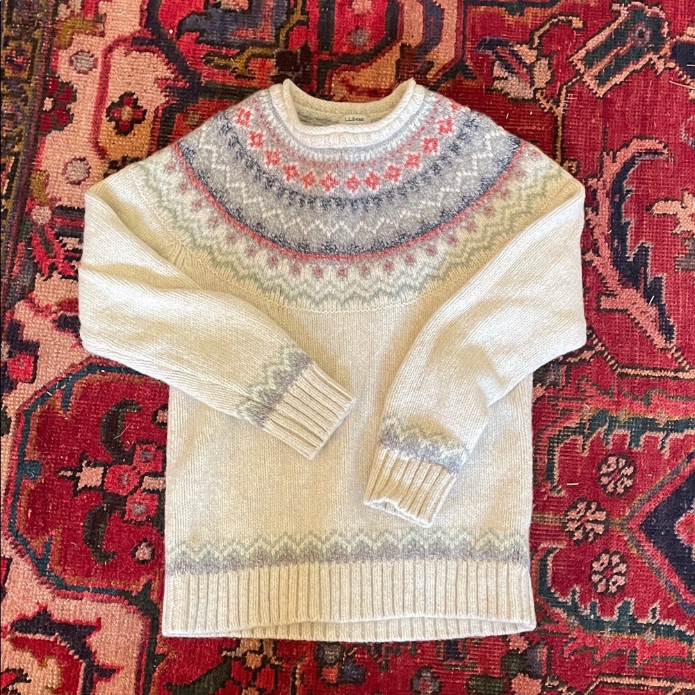 L.L. Bean Cream and Gray Patterned Sweater